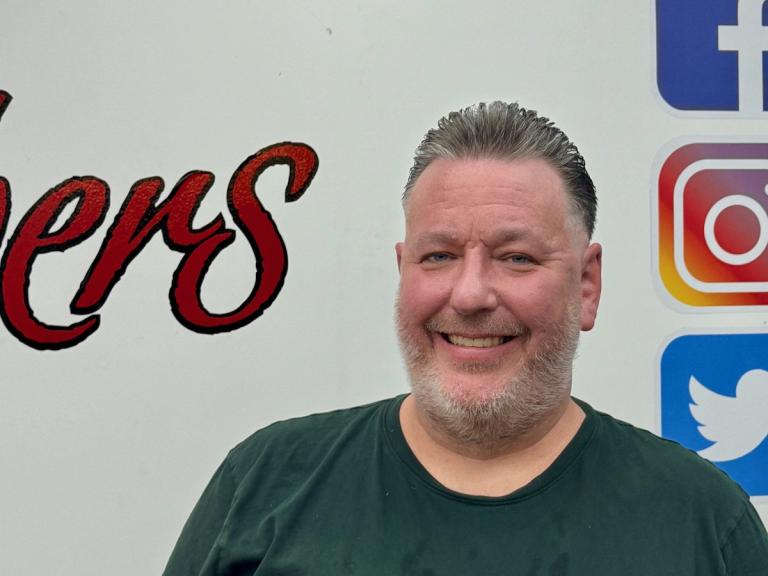 Faça sua vida valer a pena: um ano escrito por Adrian